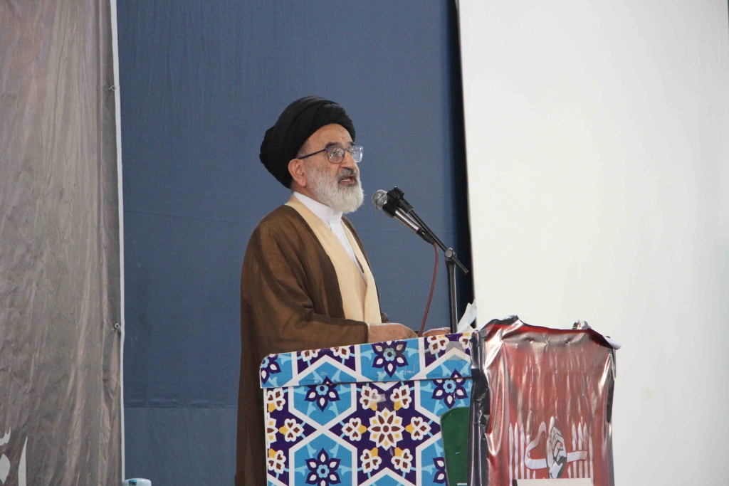 مراسم ترحیم احمد ناطق نوری در نور